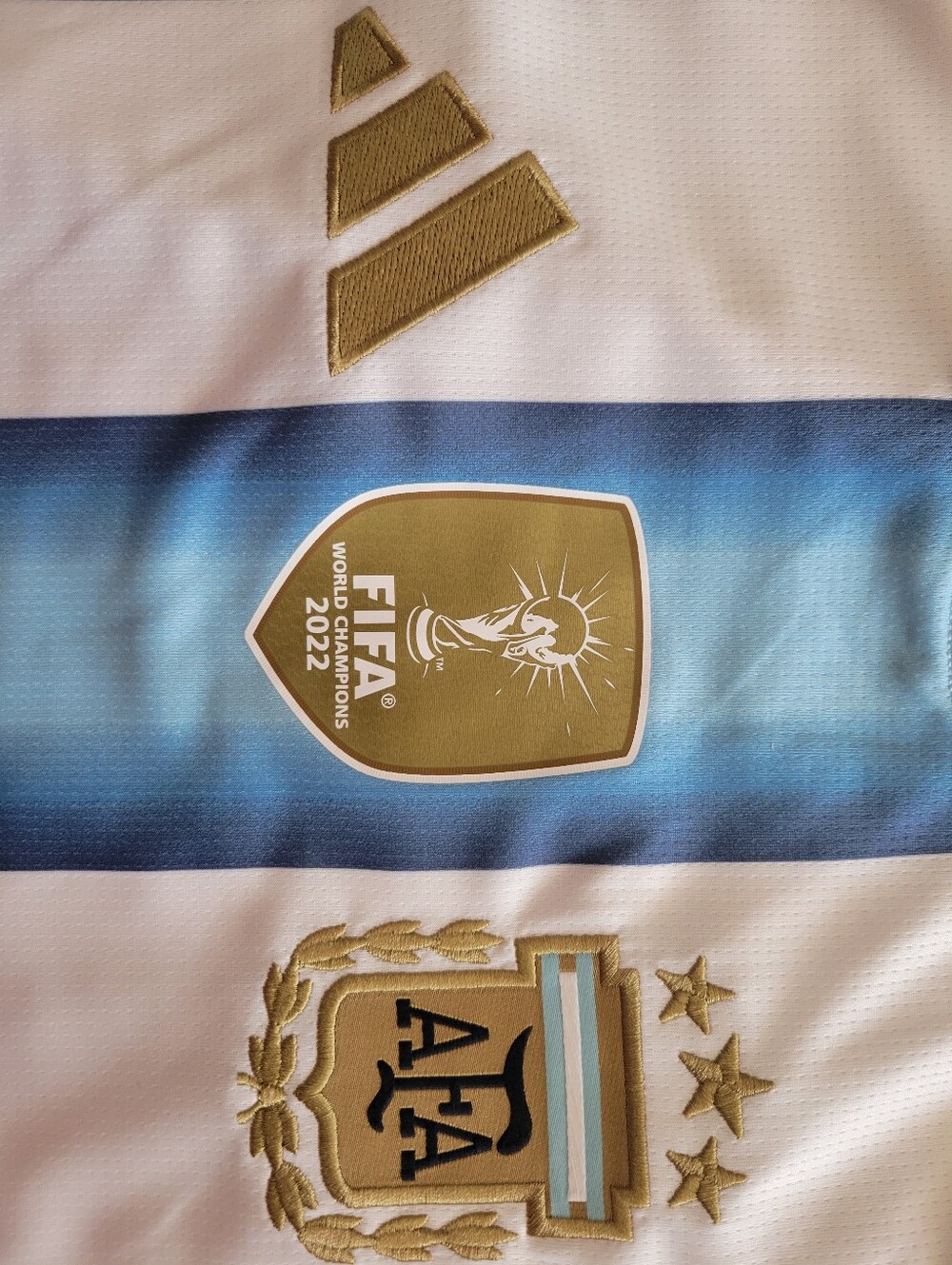 NWT Adidas Argentina 3-Star 2022 World Cup Champions Jersey Men's Size M - Picture 3 of 11